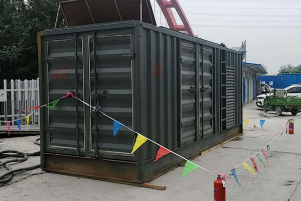 长武发电机租赁空气滤清器多久更换一次？